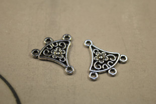 Коннектор 2х1.9 см 10 шт под античное серебро